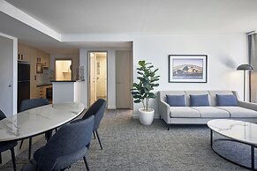 Meriton Suites Pitt Street, Sydney