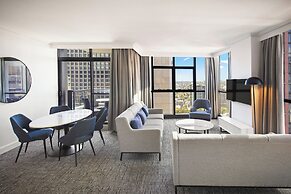 Meriton Suites Pitt Street, Sydney