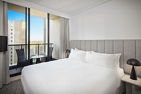 Meriton Suites Pitt Street, Sydney