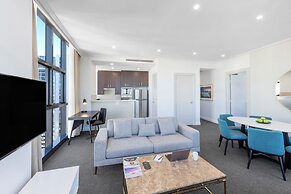 Meriton Suites Pitt Street, Sydney