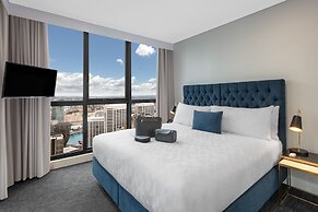 Meriton Suites Pitt Street, Sydney