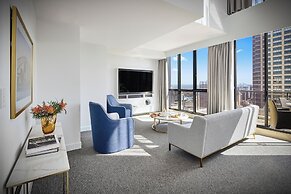 Meriton Suites Pitt Street, Sydney