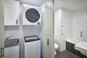 Meriton Suites Pitt Street, Sydney