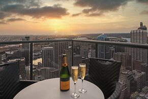 Meriton Suites Pitt Street, Sydney
