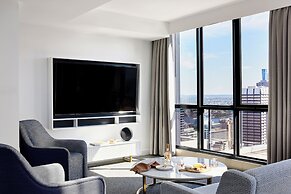 Meriton Suites Pitt Street, Sydney
