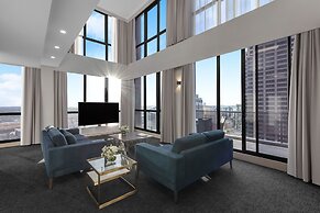 Meriton Suites Pitt Street, Sydney