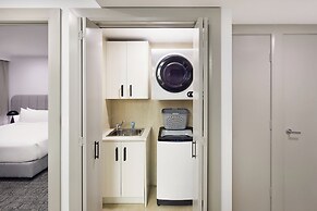 Meriton Suites Pitt Street, Sydney
