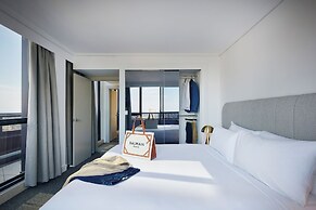 Meriton Suites Pitt Street, Sydney
