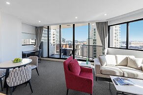 Meriton Suites Kent Street, Sydney