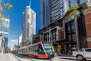 Meriton Suites Kent Street, Sydney