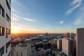Meriton Suites Kent Street, Sydney