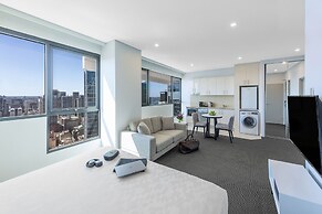 Meriton Suites Kent Street, Sydney