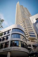 Meriton Suites Kent Street, Sydney