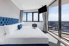 Meriton Suites Kent Street, Sydney