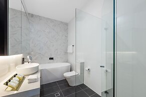 Meriton Suites Bondi Junction