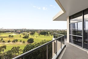Meriton Suites Waterloo