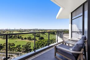 Meriton Suites Waterloo