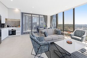 Meriton Suites George Street, Parramatta