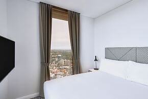 Meriton Suites George Street, Parramatta