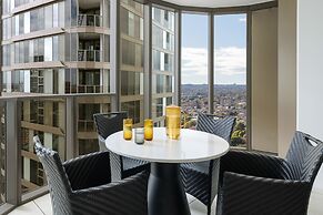 Meriton Suites George Street, Parramatta