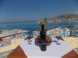 Blue Saranda Hotel