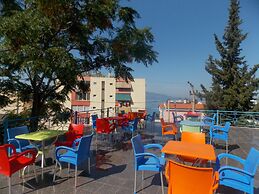 Blue Saranda Hotel