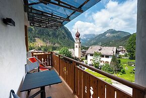 Hotel Cesa Tyrol