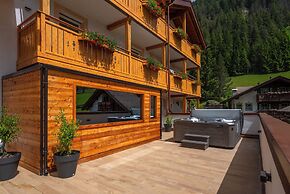 Hotel Cesa Tyrol