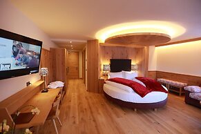 Hotel Cesa Tyrol