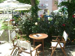 Family Hotel Kandrovi