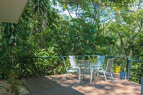 Selva Color Forest & Beach Ecolodge