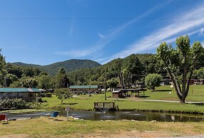Sun Retreats Nantahala