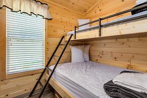 Sun Retreats Nantahala