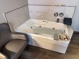 Soap Lake Natural Spa & Resort