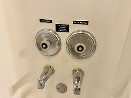 Soap Lake Natural Spa & Resort