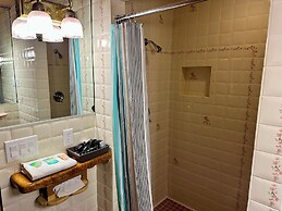 Soap Lake Natural Spa & Resort