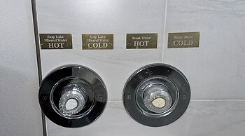 Soap Lake Natural Spa & Resort