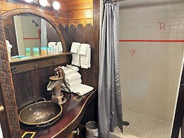 Soap Lake Natural Spa & Resort