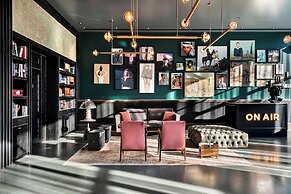 Publica Isrotel, Autograph Collection