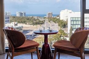 Publica Isrotel, Autograph Collection