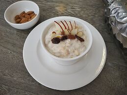 Golden Tulip Essential Jaipur