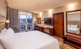Golden Tulip Canaan Kampala