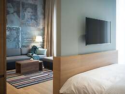 The Wellem, in The Unbound Collection by Hyatt
