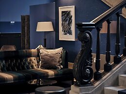 The Wellem, in The Unbound Collection by Hyatt