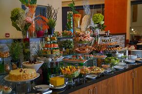 Ramada Encore by Wyndham Kuwait Downtown