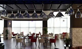 Ramada Encore by Wyndham Kuwait Downtown