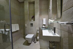 Ramada Encore by Wyndham Kuwait Downtown