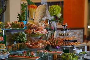 Ramada Encore by Wyndham Kuwait Downtown