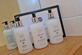 Orange Apartments City