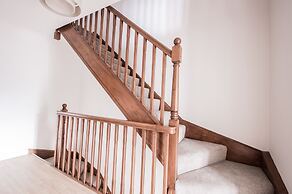 Am Pm Cults Townhouses